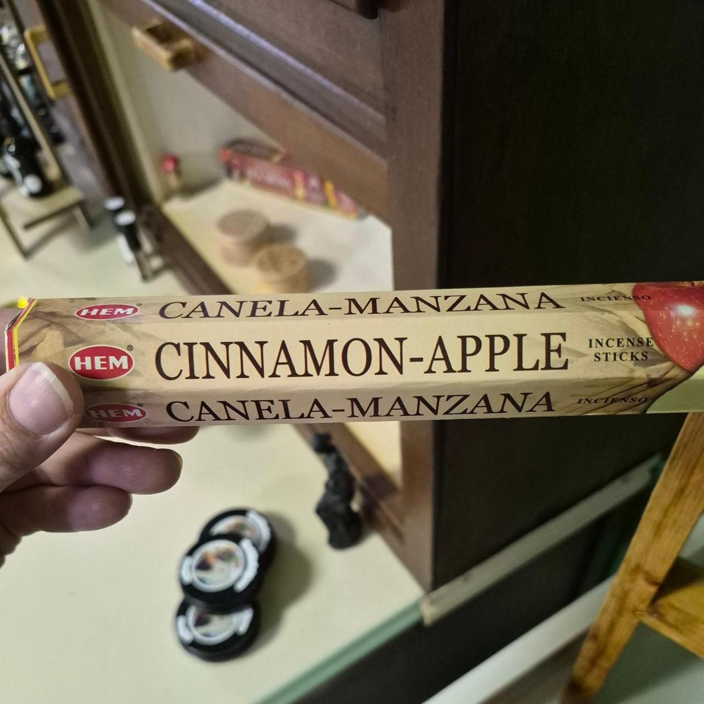 Cinnamon apple incense