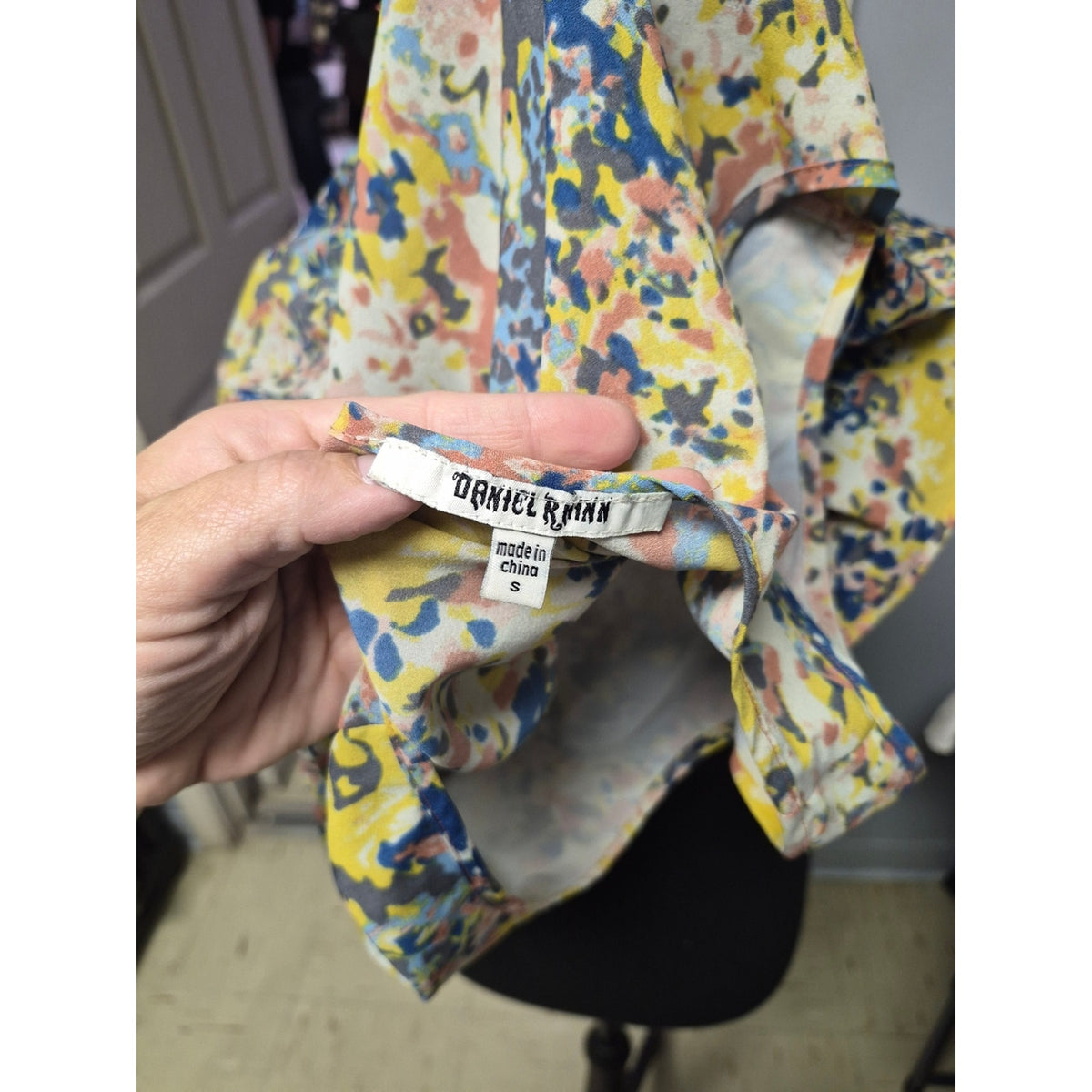 Daniel Rainn Multicolor Abstract Floral Sleeveless Peplum Tank