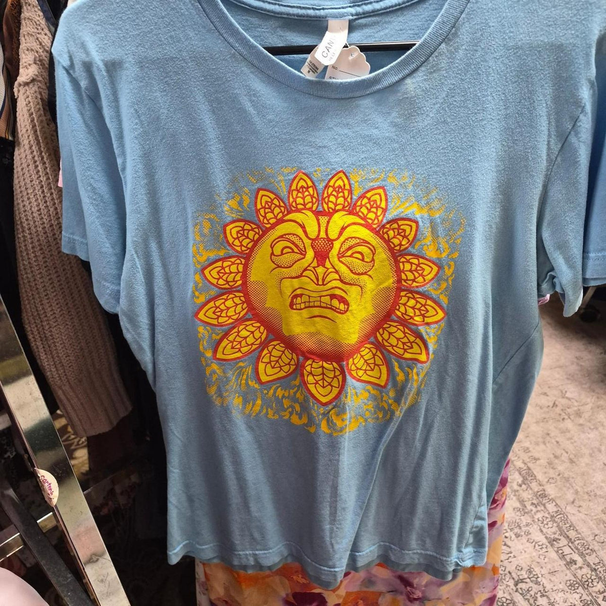 Blue yellow sun graphic