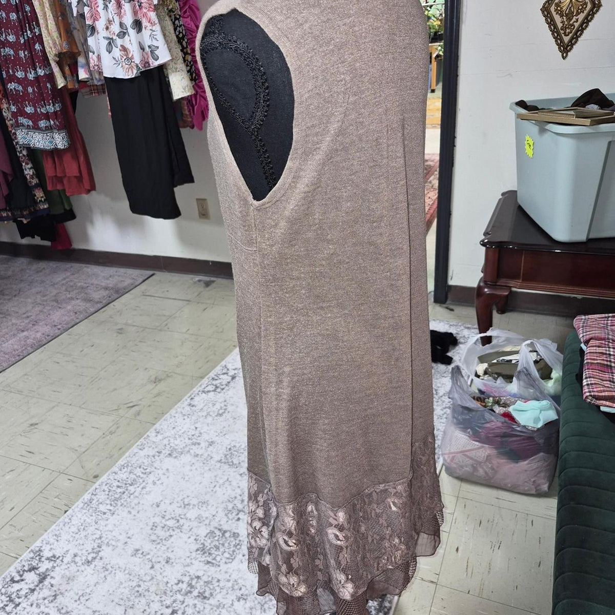 Brown lace trim dress with