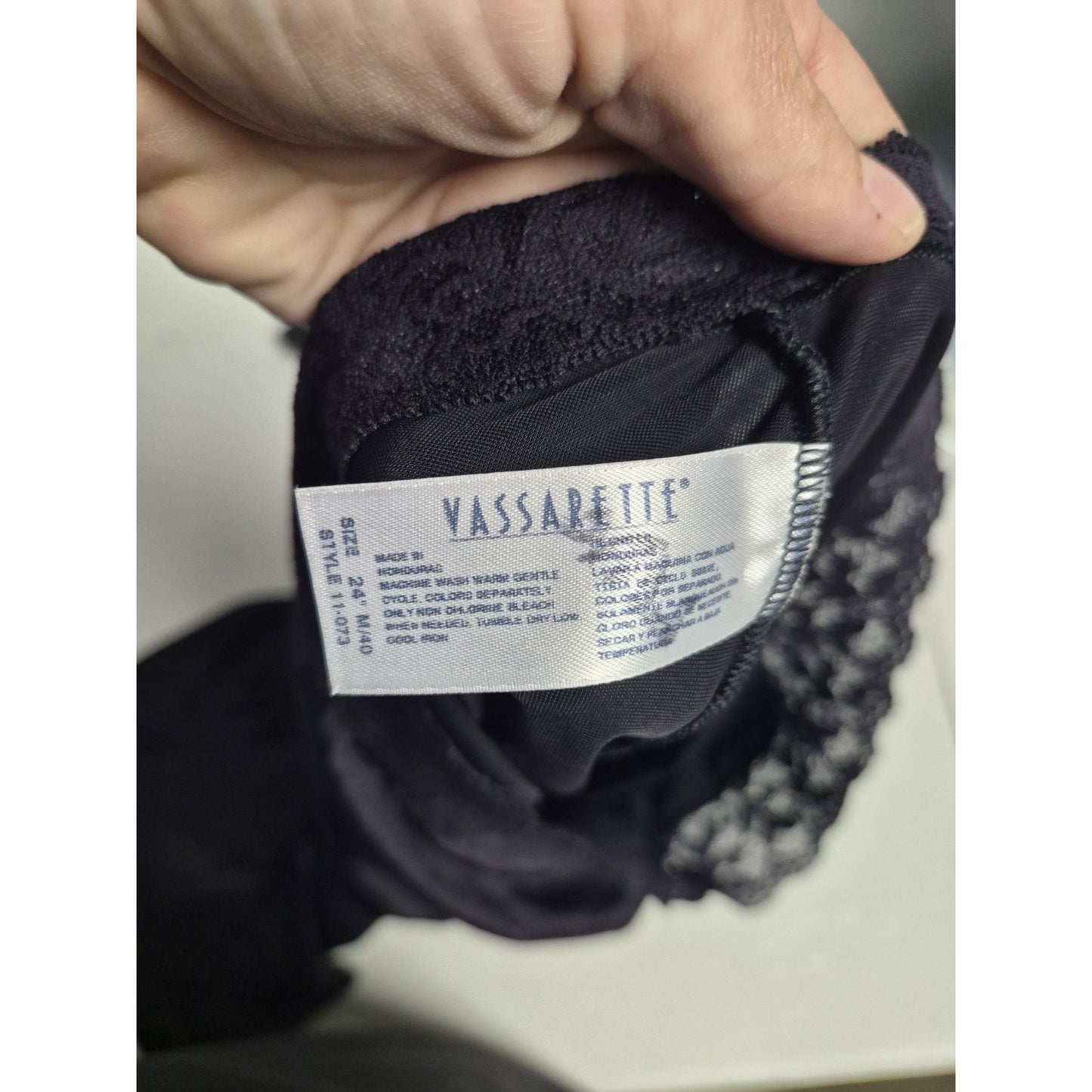 Vassarette Black Lace Trim Half Slip Slip, Women's Regular Size 24 Nylon