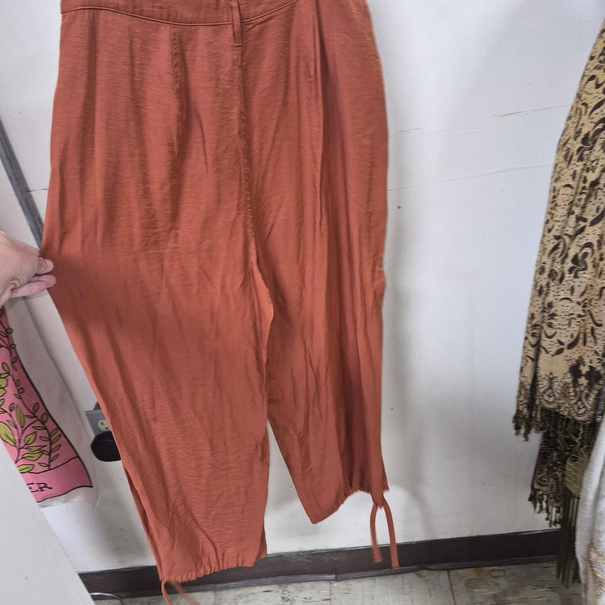 Tiny petite orange pants
