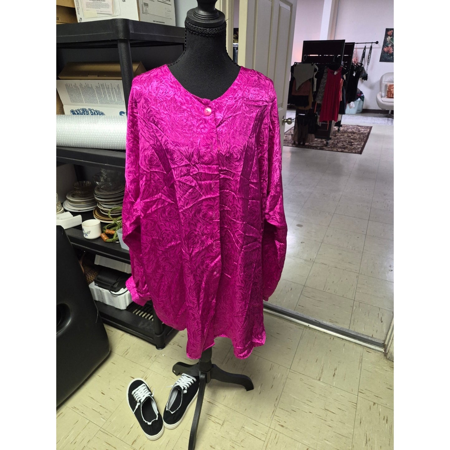 Women's V-Neck Satin Tunic in Bright Fuchsia