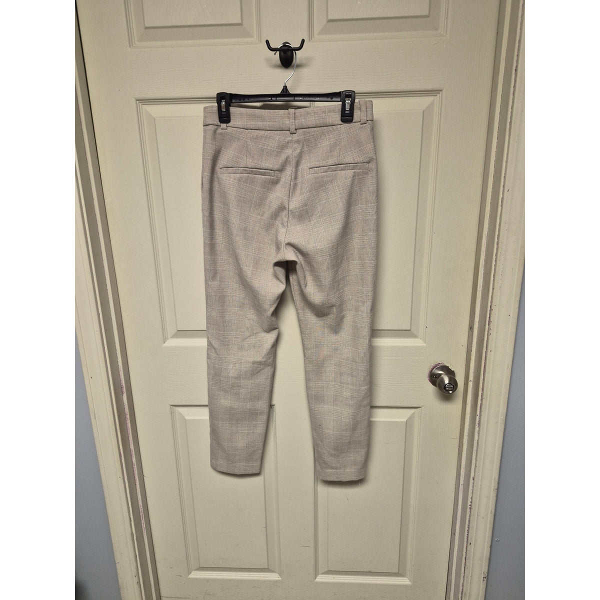 H&M Light Gray Plaid Cropped Dress Pants