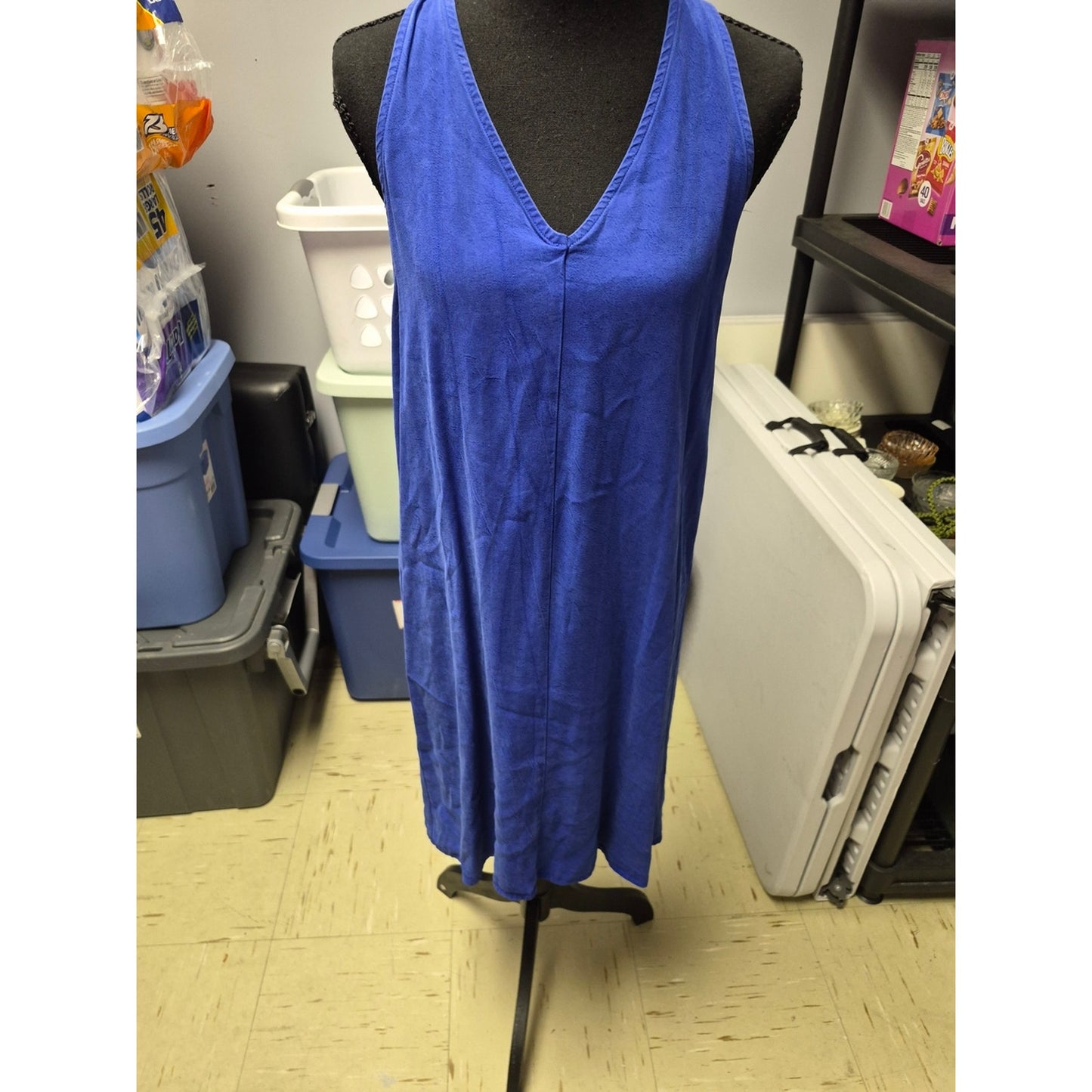 Women’s Royal Blue V-Neck Sleeveless Dress