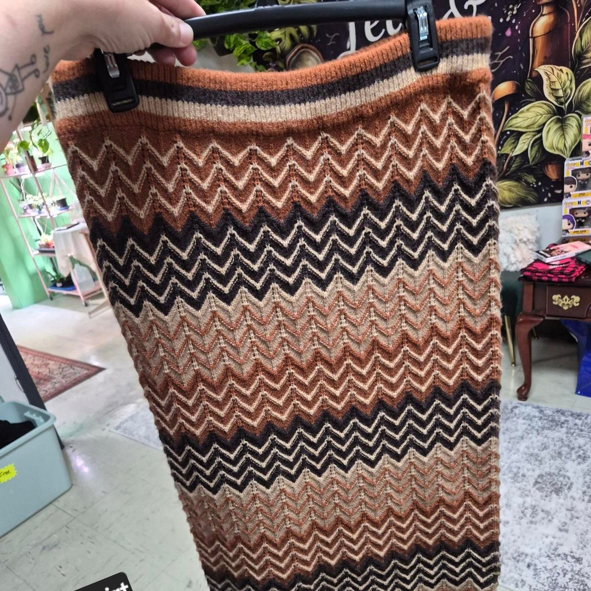Nwt so me skirt brown