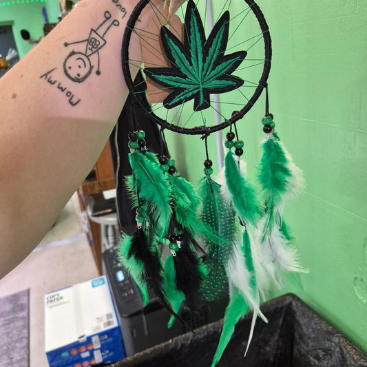 Plant dreamcatcher