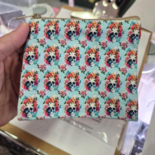 Skull coin purse