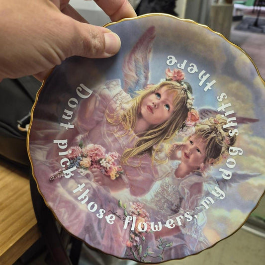 Angel plate with custom vinyl
