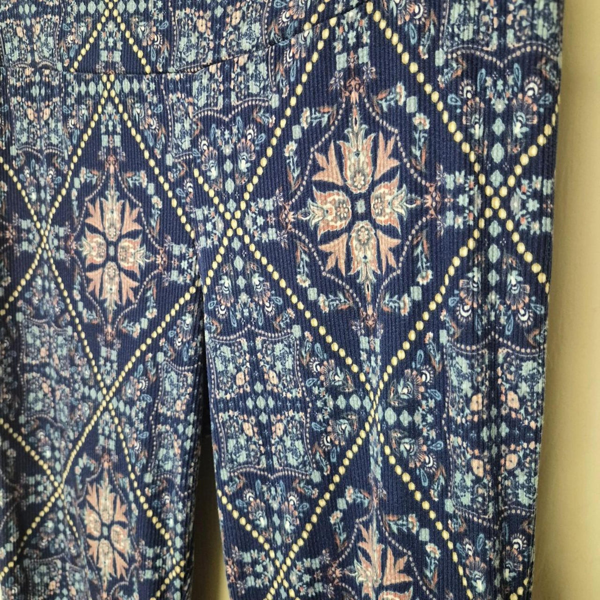 Pink rose blue floral print