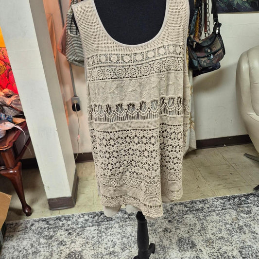 Cream crochet dress with lace like