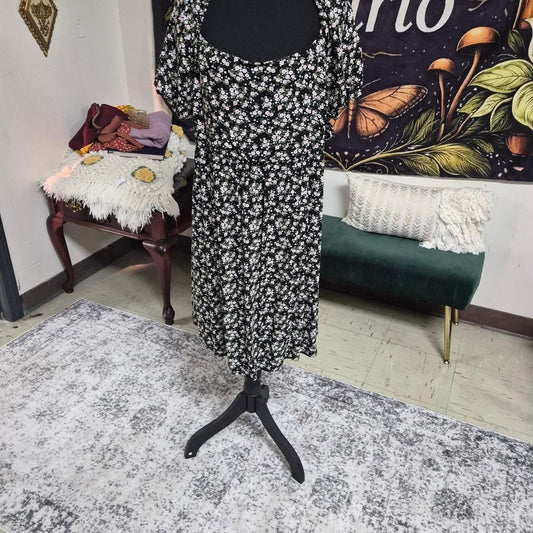 Nwt black pink floral