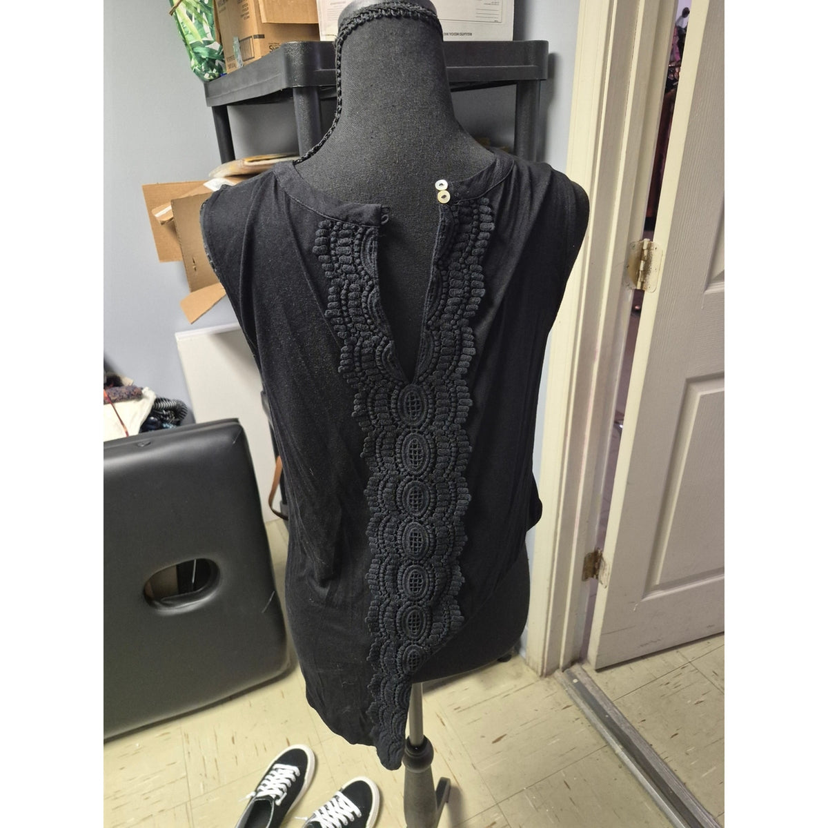 Black Crochet-Front Sleeveless Tank Top