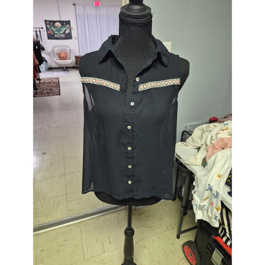 BONGO Black Sleeveless Button-Down Blouse with Embroidered Trim