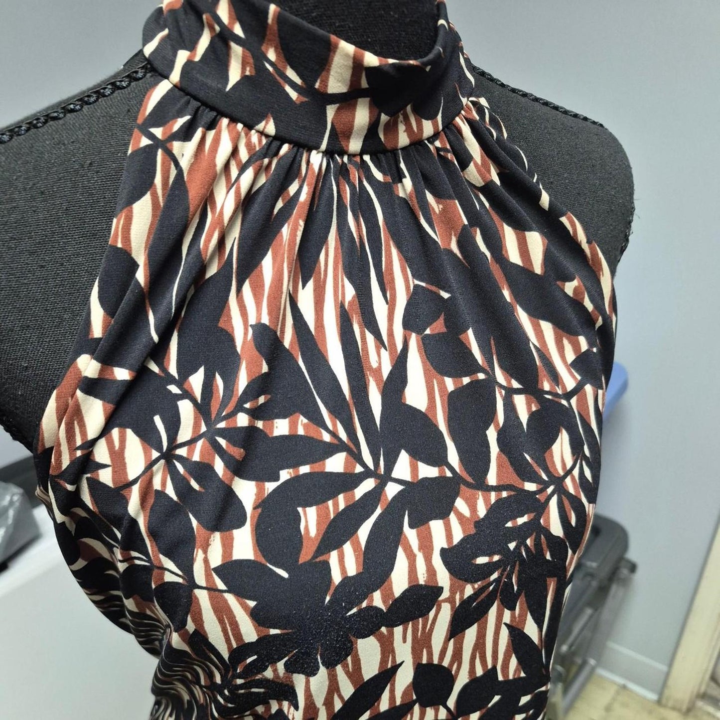 Nice blouse with built in