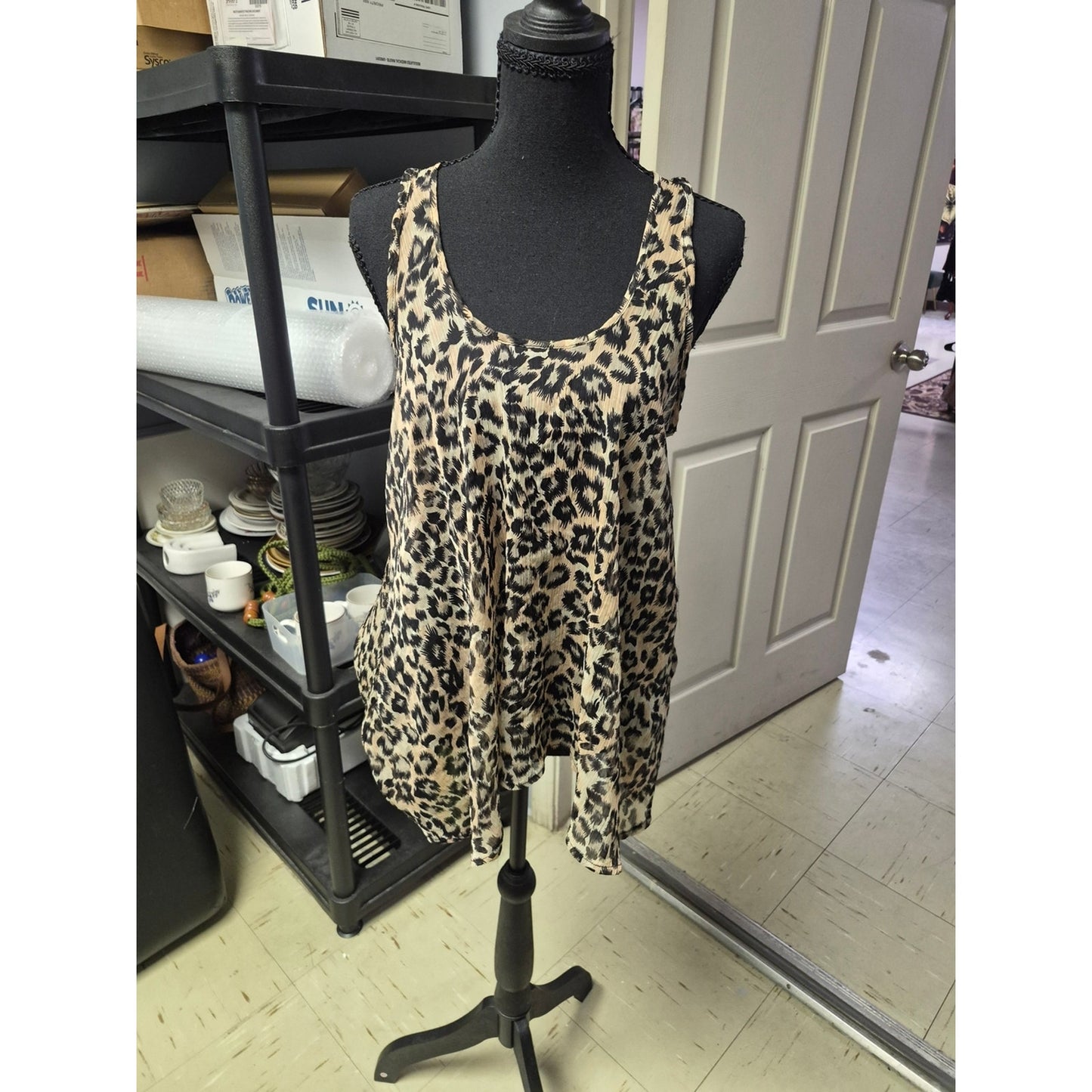Tramp Leopard Print Tank Top - Beige and Black