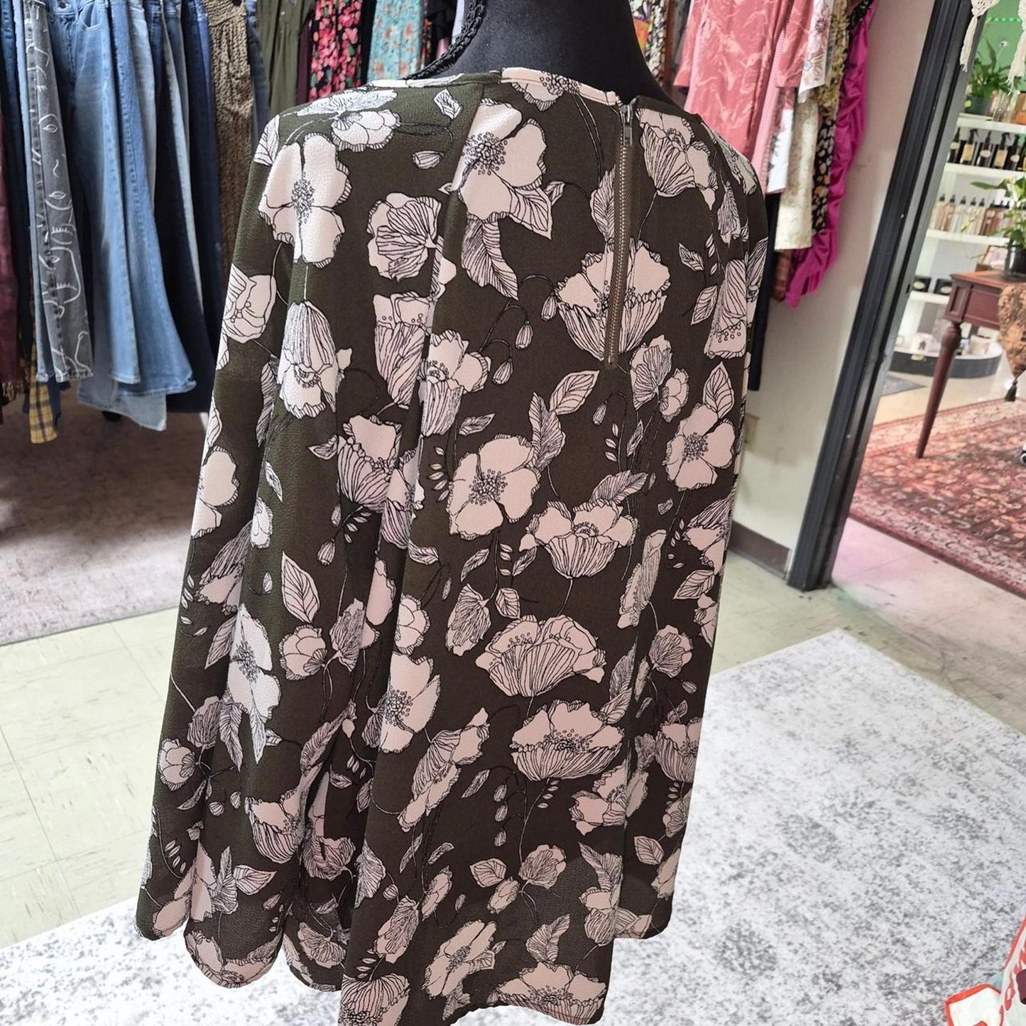 White green floral print