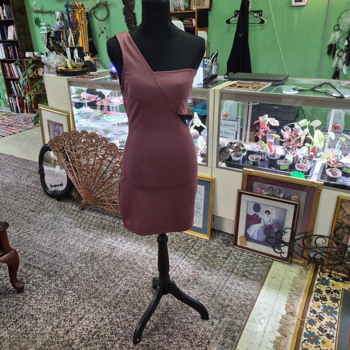 Burgundy bodycon dress