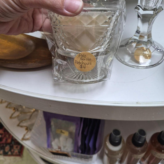 Palo santo patchouli candle in