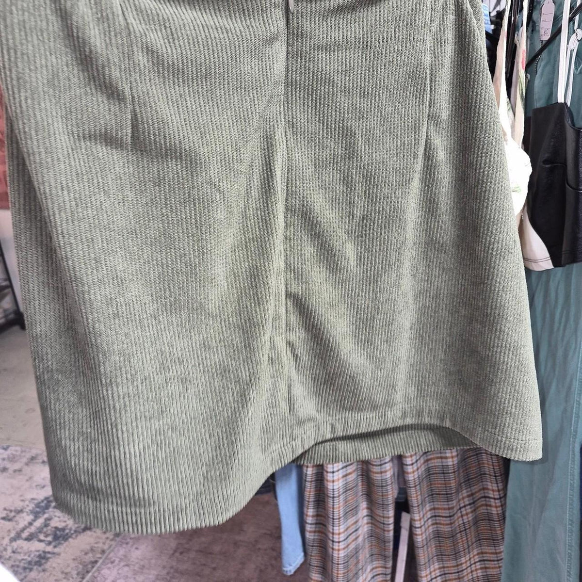 Green corduroy skort with vertical