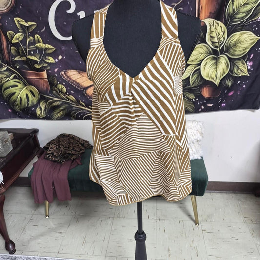 Brown and white geometric striped