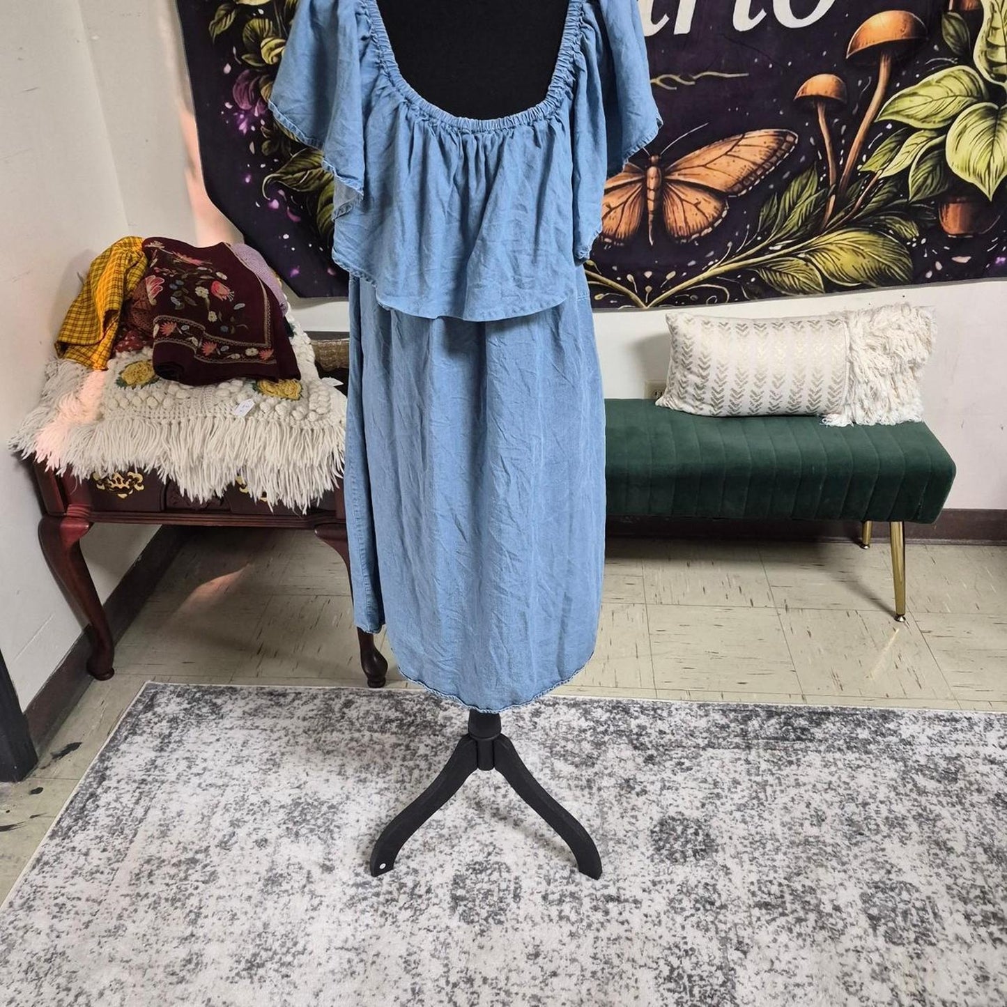 Blue linen midi dress with