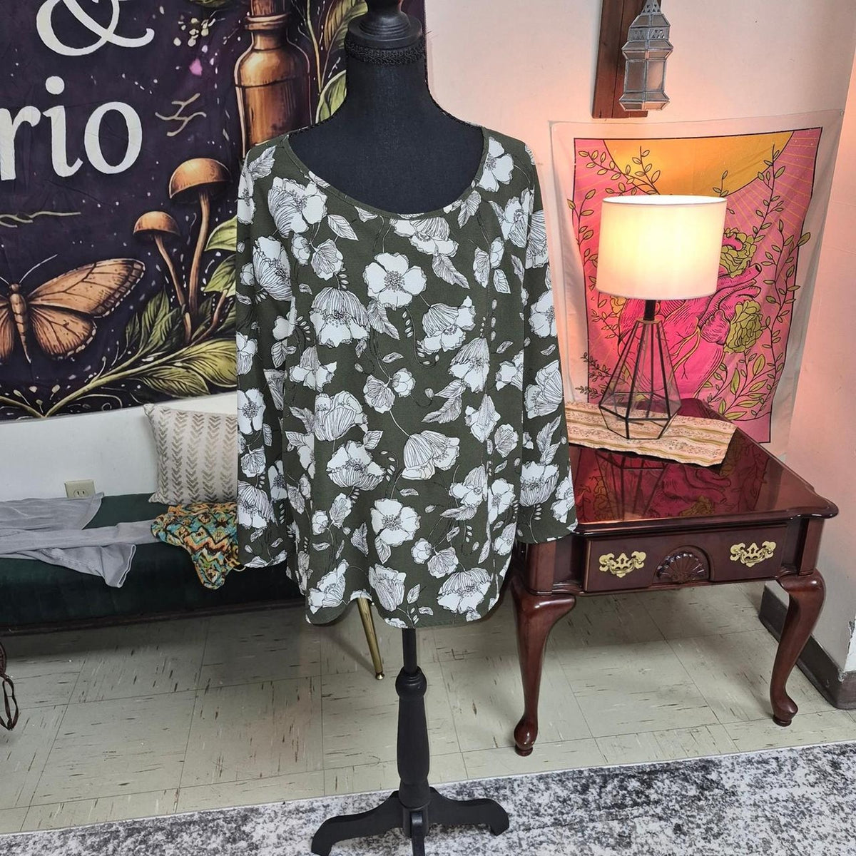 White green floral print