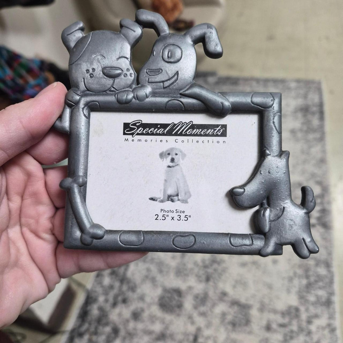 Silver dog photo frame