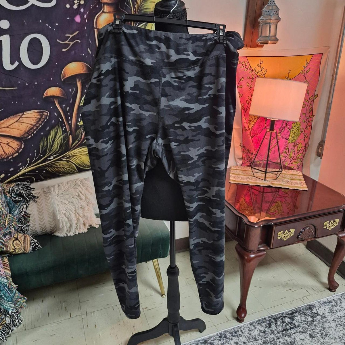 Black gray camouflage leggings