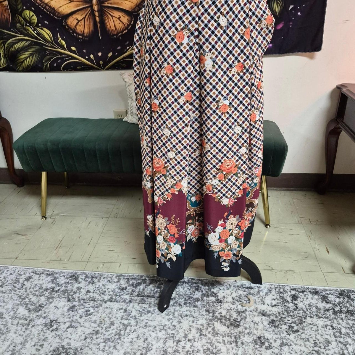Checkered maxi skirt with floral
