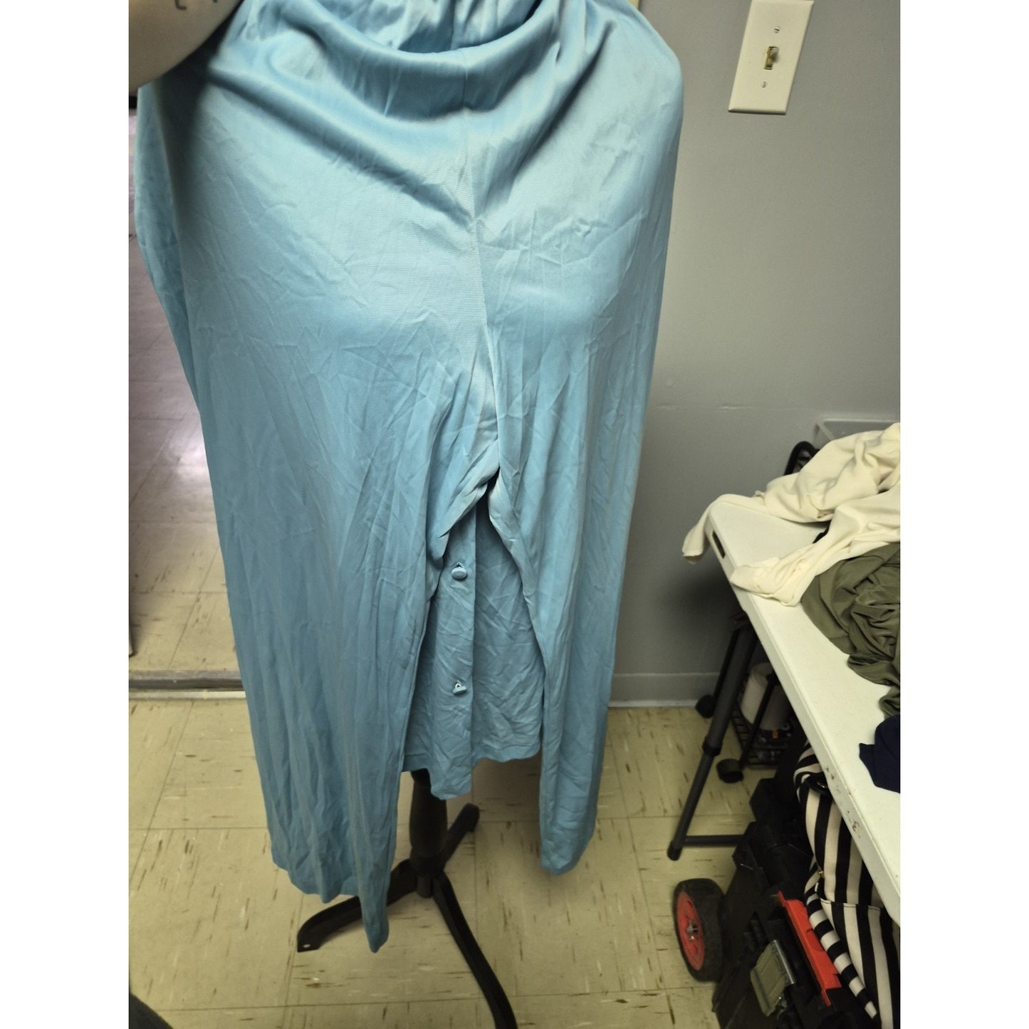 Vanity Fair Blue Satin Nylon 2-Piece Pajama Set Short Sleeve V-Neck Size M