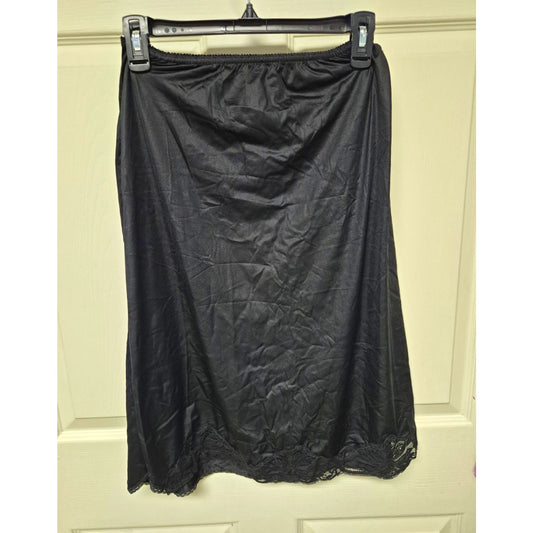 Women’s Black Nylon Half Slip Underskirt Lace Hem Solid Regular Size M
