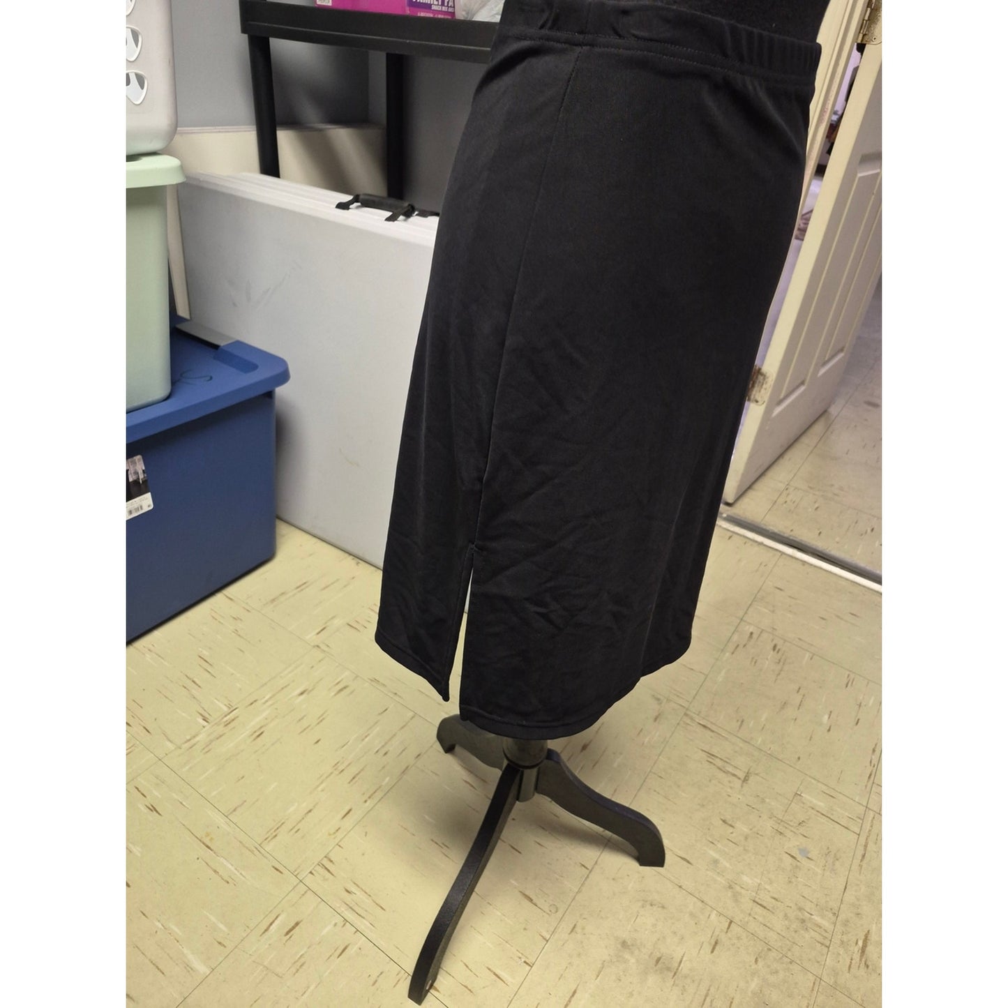 A. Byer Black Stretch Pencil Skirt