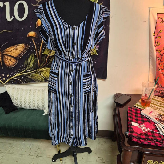Blue and black vertical striped