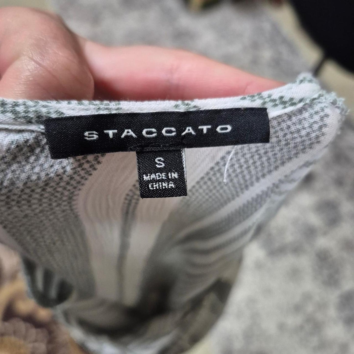 Staccato white and green striped
