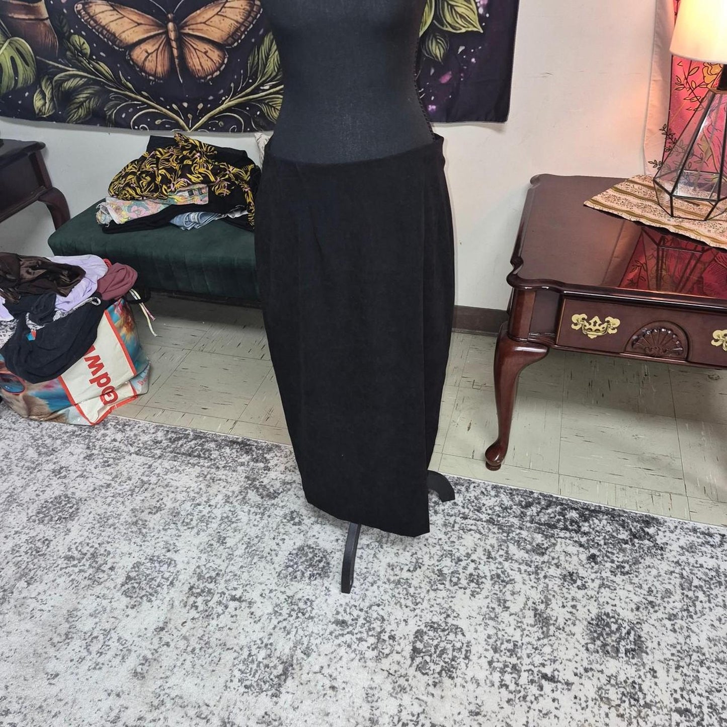 Black maxi skirt with zipper