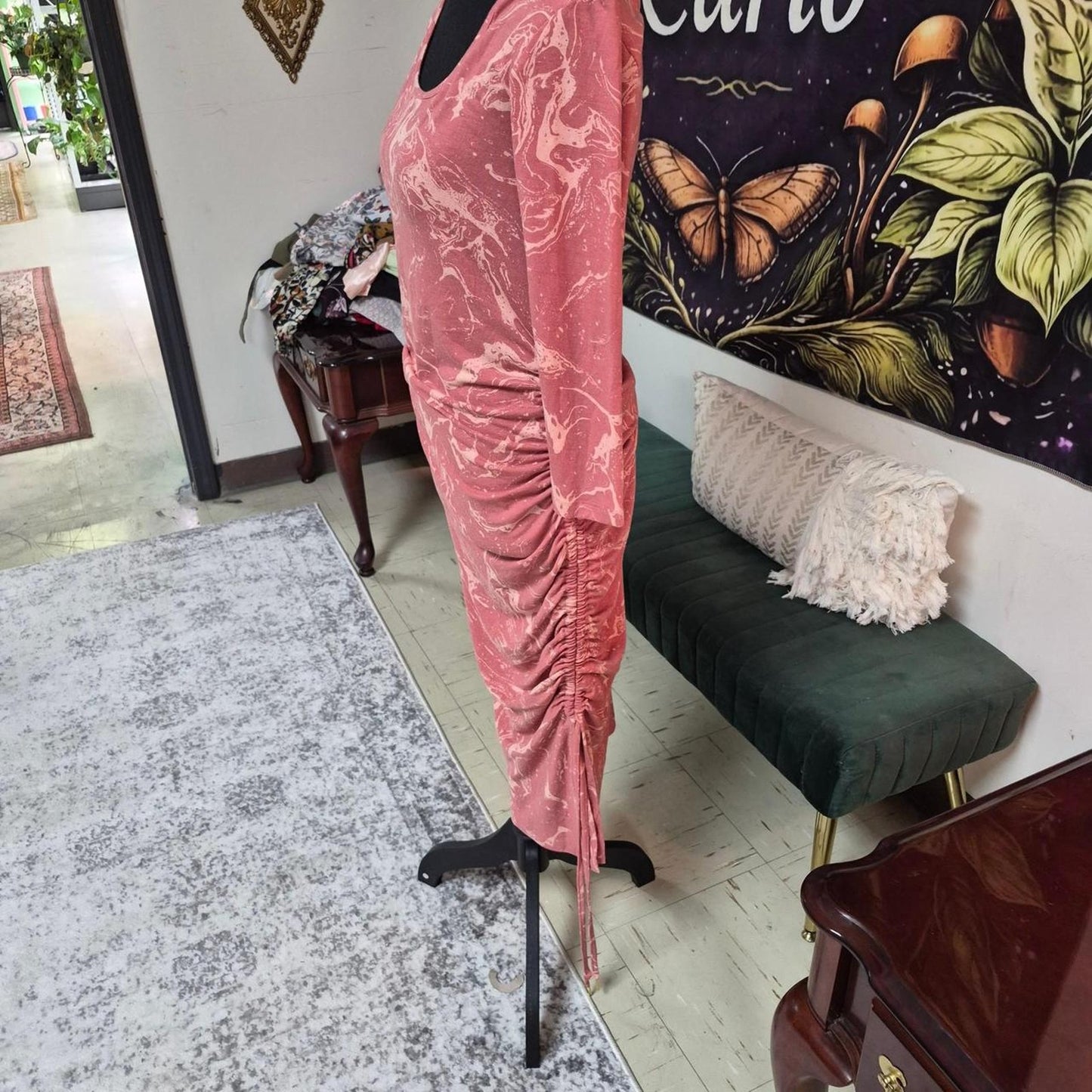 Pink white marble print